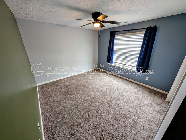 Building Photo - Stunning 5-Bedroom Home in Northpointe Estates with Finished Basement