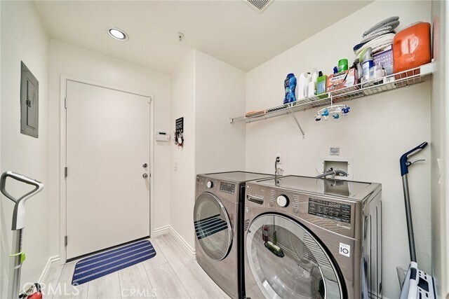 Building Photo - 12573 Montaivo Ln