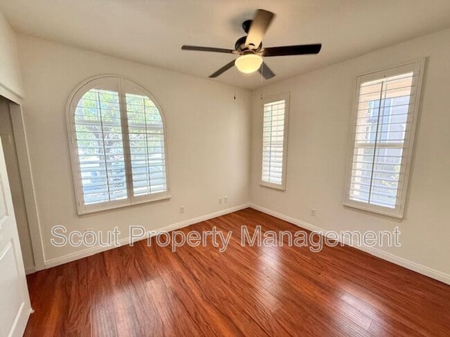 Building Photo - 39877 Worthington Pl