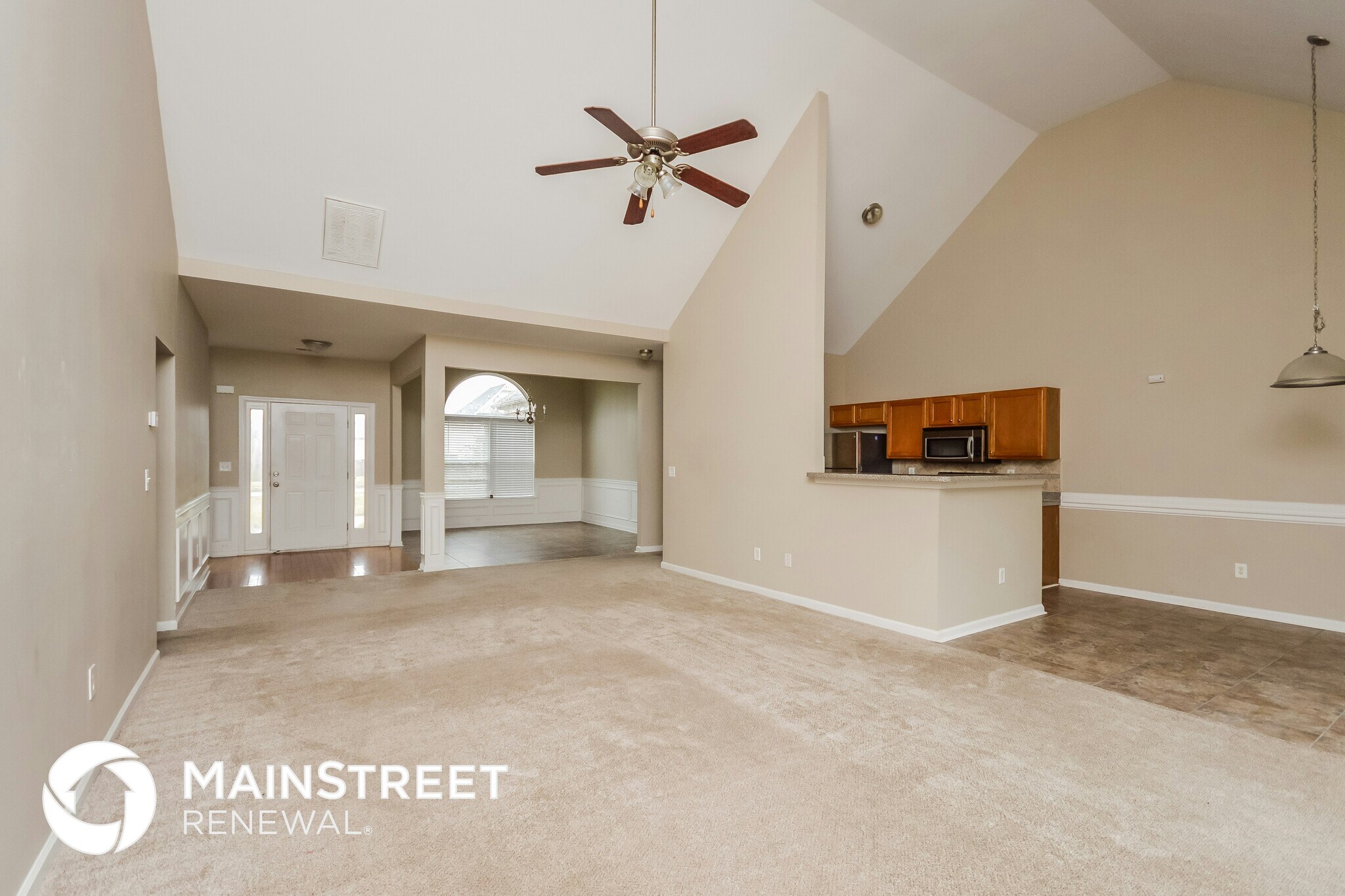 Building Photo - 485 Trousseau Ln