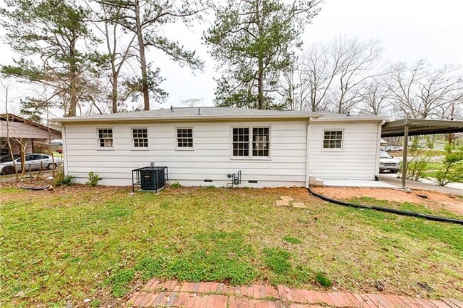 Building Photo - 5791 Lisa Ln