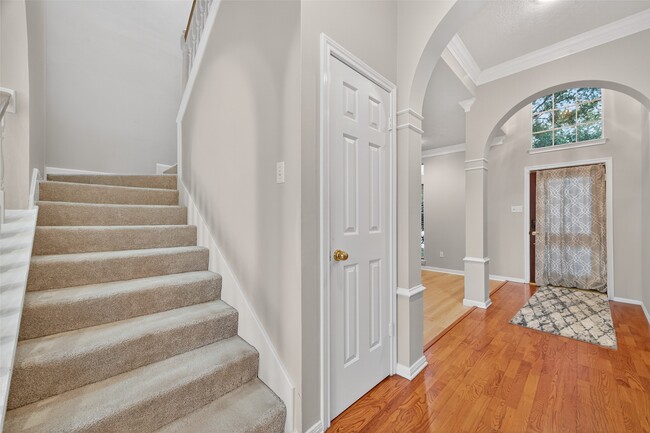 Building Photo - 602 Johnson Ln