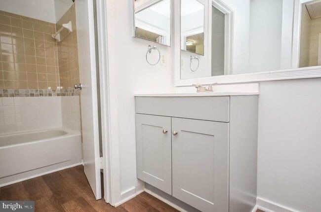 Building Photo - 18604 Pier Point Pl