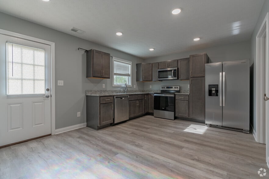 2BR, 1.5BA - 1216SF - Kitchen - Routt Lake Townhomes