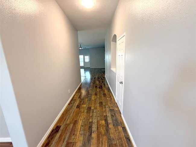 Building Photo - 2414 Alcove Foster Ct