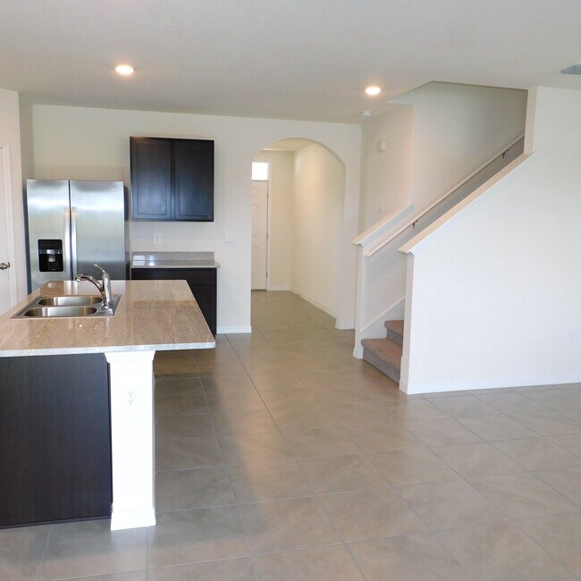 Building Photo - 17329 Reserva Dr