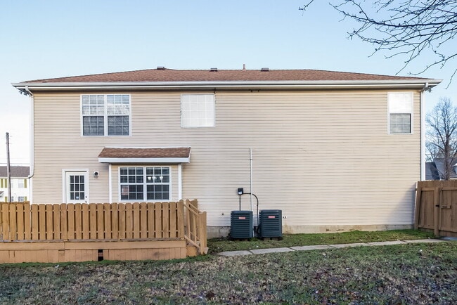 Building Photo - 606 Rocky Ridge Cir