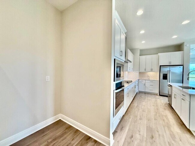 Building Photo - 35617 Stableton Ln
