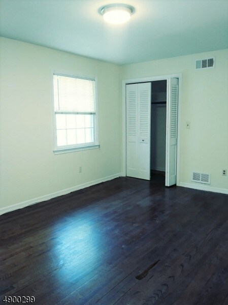 Building Photo - 245 Pompton Ave