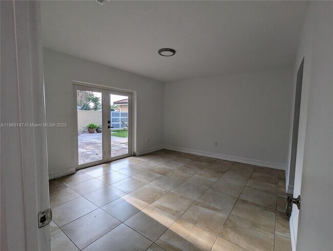 Building Photo - 11481 SW 145th Ave
