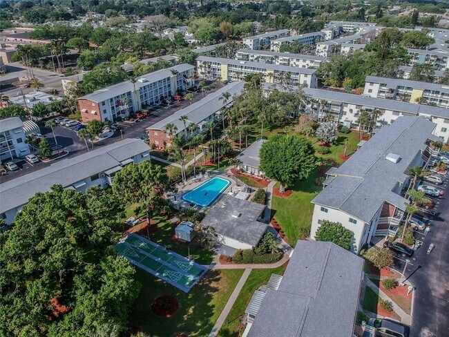 Building Photo - 1566 Pleasant Rd