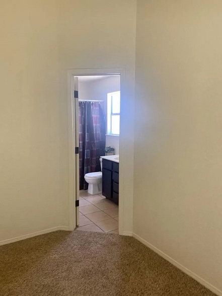 Building Photo - 10673 Onyxstone St