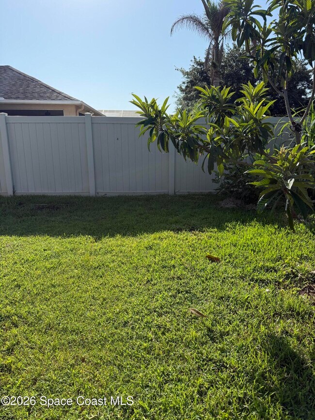 Building Photo - 1178 White Oak Cir