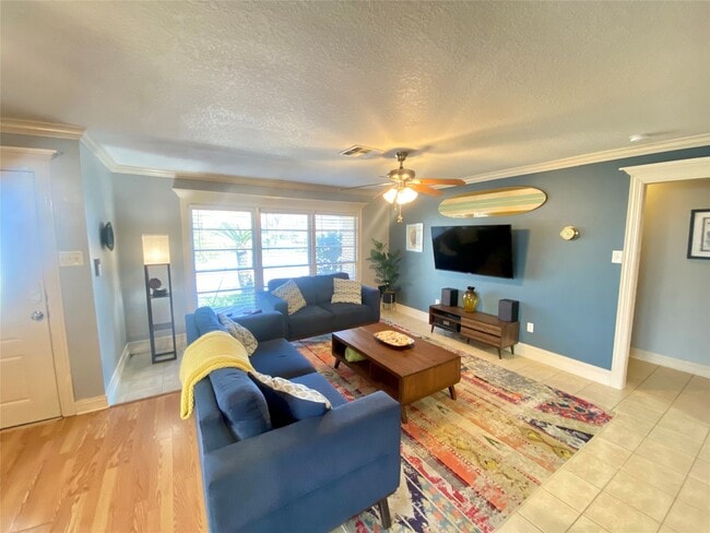 Building Photo - 1311 Milam Dr