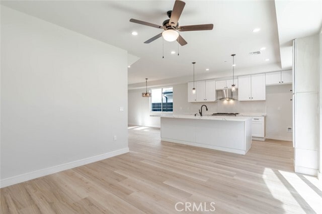 Building Photo - 10754 Nassau Ave