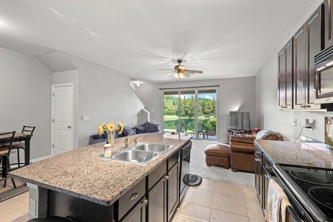 Building Photo - 8933 Indigo Trl Lp