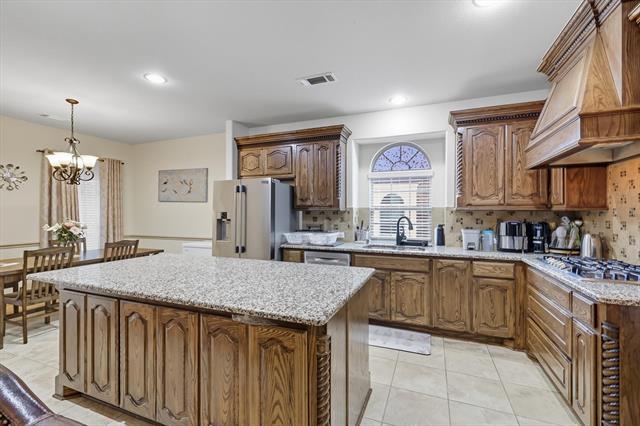 Building Photo - 12516 Maplecrest Dr