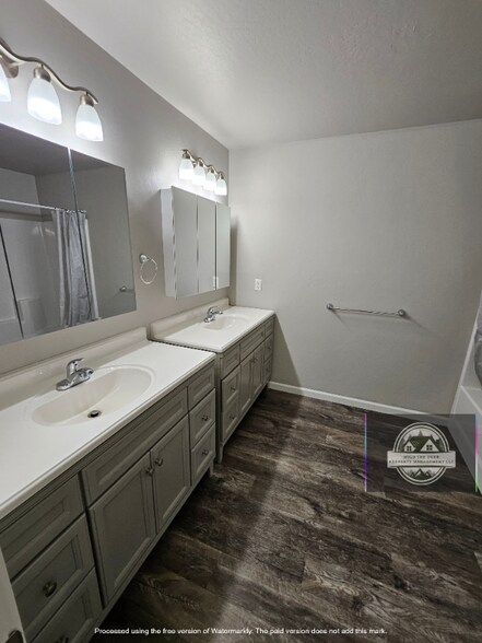 Building Photo - 139 Rivers Edge Ct