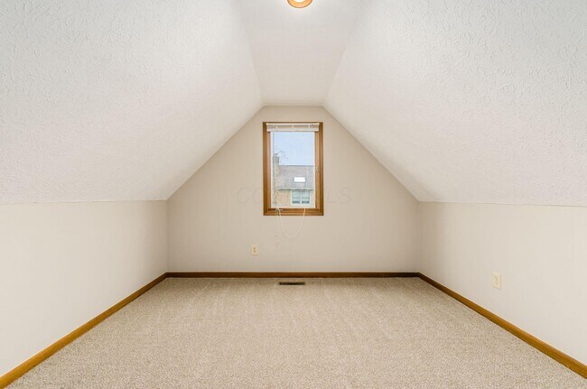 Building Photo - 4841 Dierker Rd