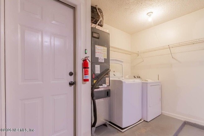 Building Photo - 66 7th St