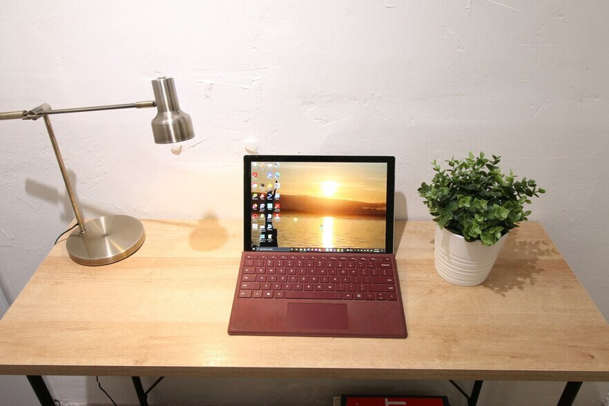 Building Photo - 2428 Alki Ave SW