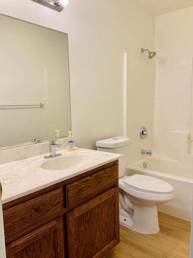 Building Photo - Quiet Home in Copper Hills located in a Cul-de-sac. **Do not distrub current tenant**