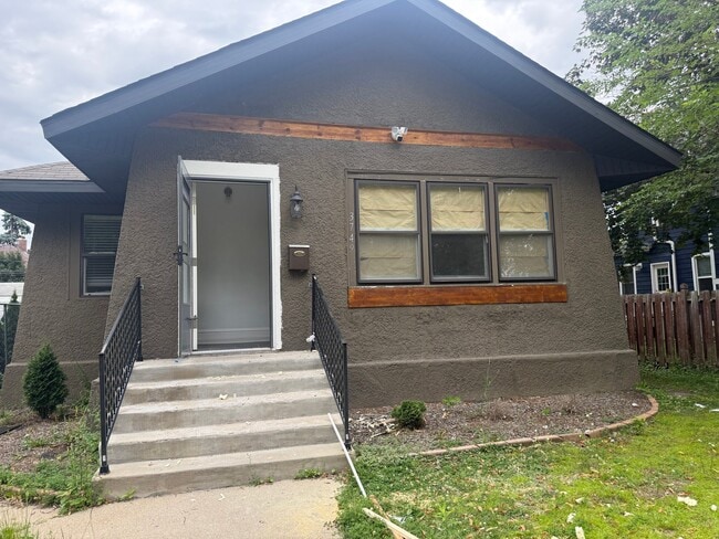 Building Photo - 3500 Portland Ave S