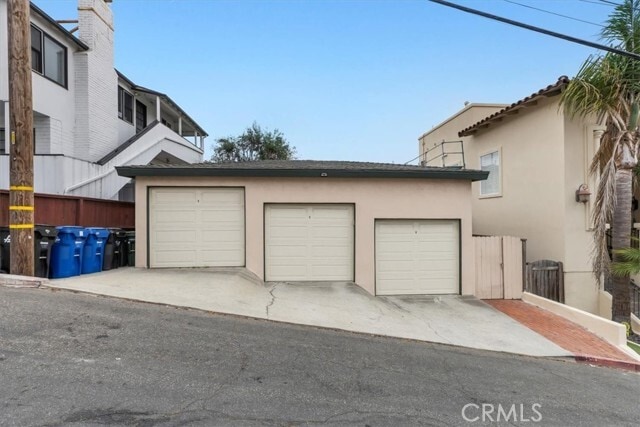 Building Photo - 845 7th St