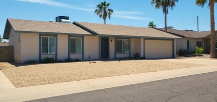 Building Photo - EXCELLENT HOME WITH MOUNTAIN VIEWS!