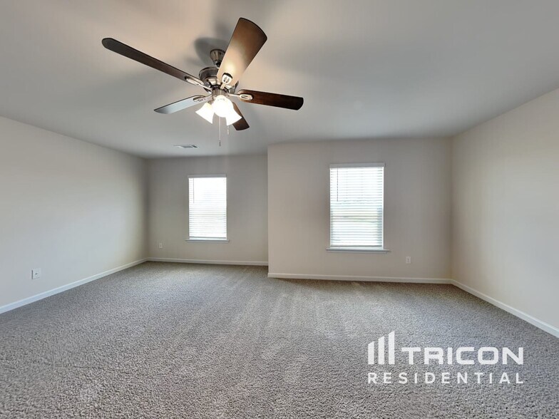 Building Photo - 287 Limestone Cir