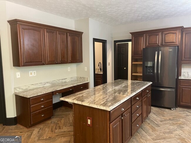 Building Photo - 612 Graystone Ct
