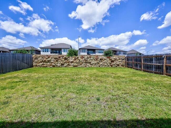 Building Photo - 1629 Brueggerhoff Rd