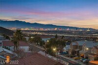 Building Photo - 366 Rosefinch St