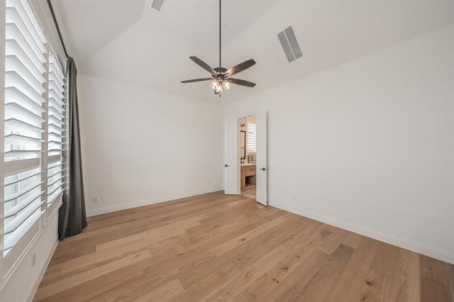 Building Photo - 2105 Tremont Dr