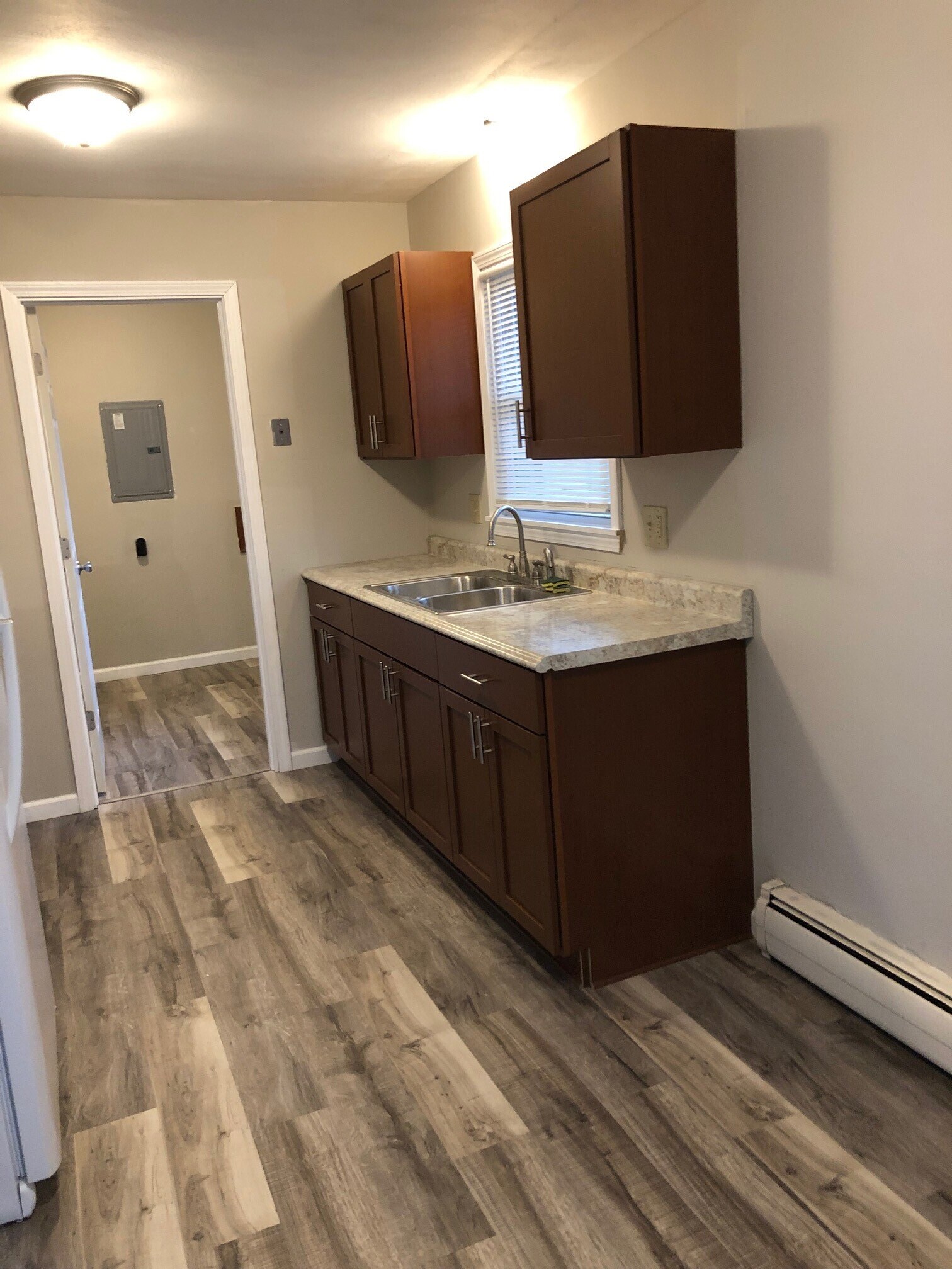 Kitchen - 916 Lennox St
