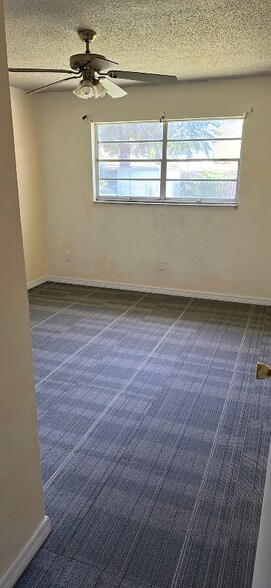 Building Photo - 3014 Martin St