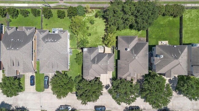 Building Photo - 14127 Grovemist Ln