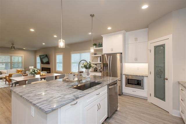 Building Photo - 347 Enchanted Dr