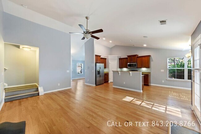 Building Photo - 341 Drayton Pl Dr