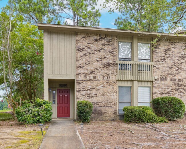 Building Photo - 1009 Stonegate Dr