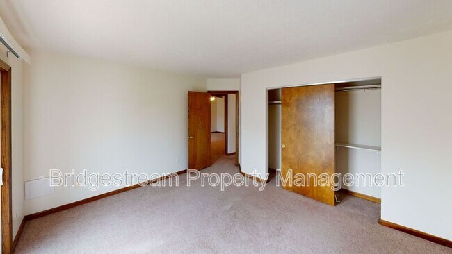 Building Photo - 1632 Tamworth Cir