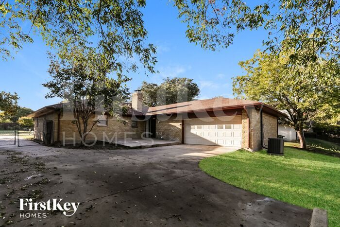 Building Photo - 4026 Cedar Creek Dr