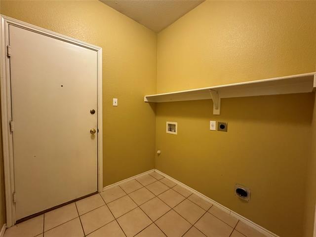 Building Photo - 3133 Paradise Valley Dr