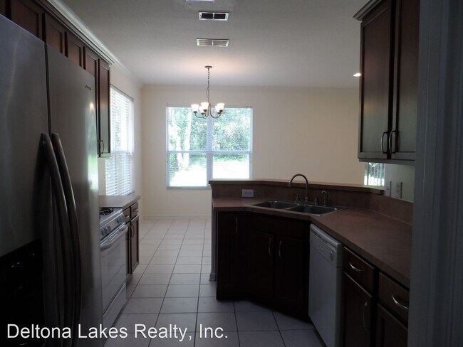 Building Photo - 3 br, 2 bath House - 234 W Tarrington Dr