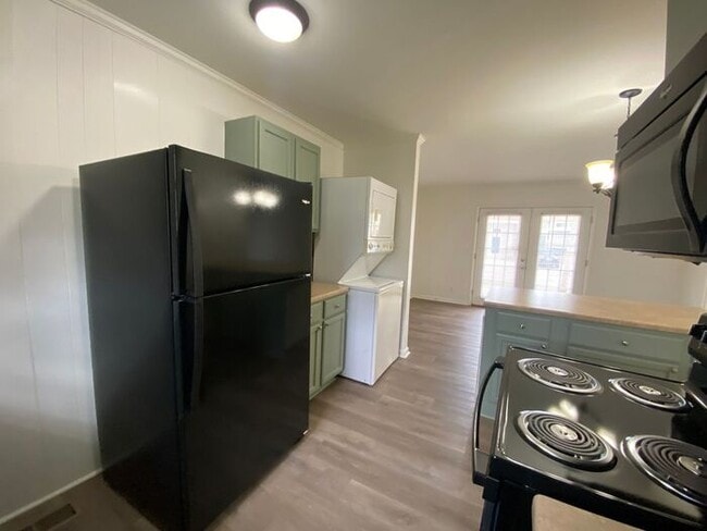 Building Photo - Inglewood 2/1 Duplex - Renovated - Fenced ...