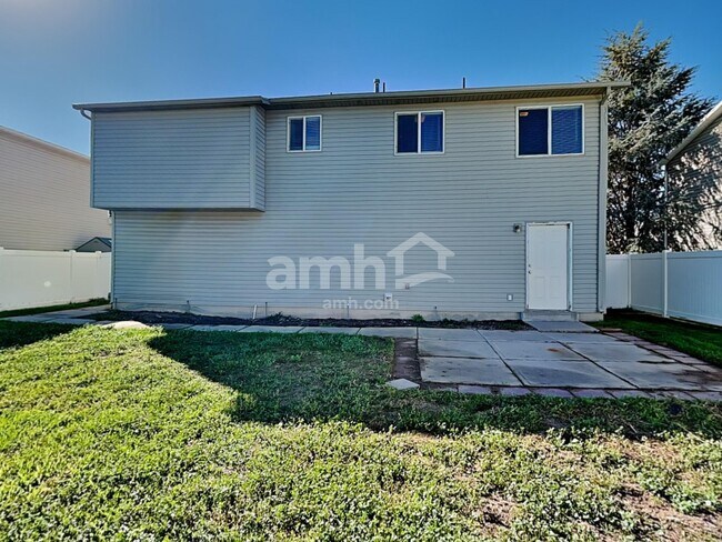 Building Photo - 2882 W 2075 S