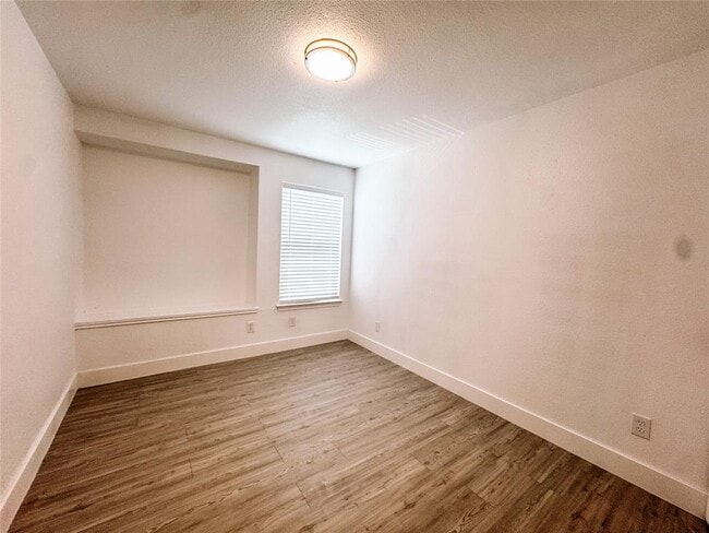 Building Photo - 12524 Pebblestone St