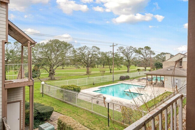 Building Photo - 8359 Sands Point Dr