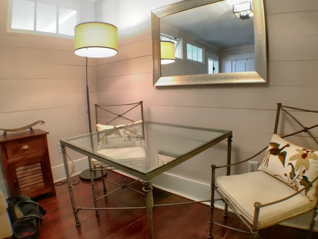 Building Photo - Fully Furnished, All Inclusive 1 Bedroom, 1 Bath Condo In the Heart of Downtown Charleston