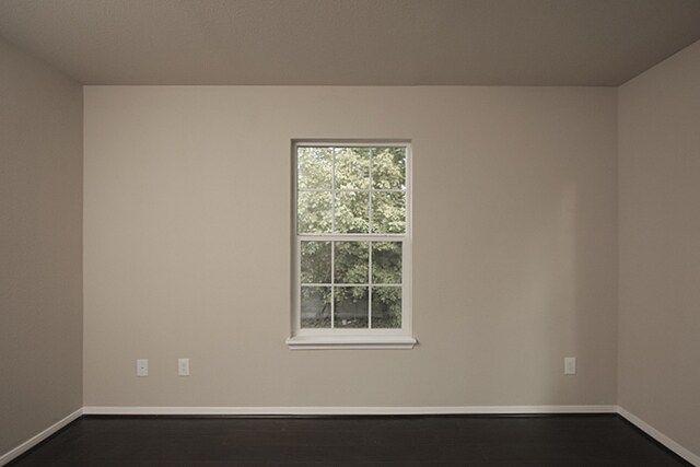 Building Photo - Homes For Rent In TX: Texas City 77590 – 9th Ave N 2BR